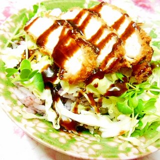 雑穀ごはんde❤チキンカツのとんかつソース丼❤